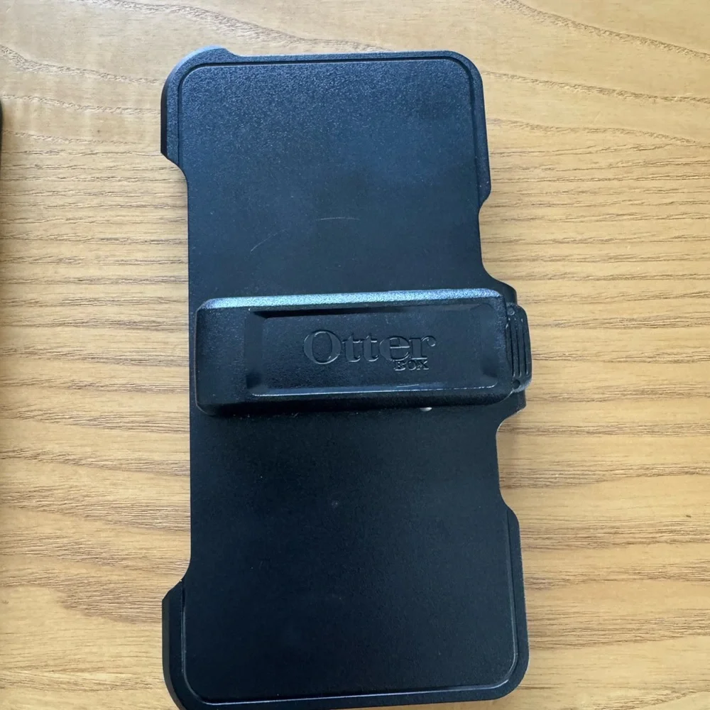 OtterBox Defender Case Black with Holster Clip Rugged Protection
